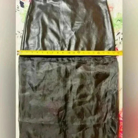 NWOT Forever 21 Sheer Faux Leather Midi Skirt Jr. Size Medium - Picture 11 of 14